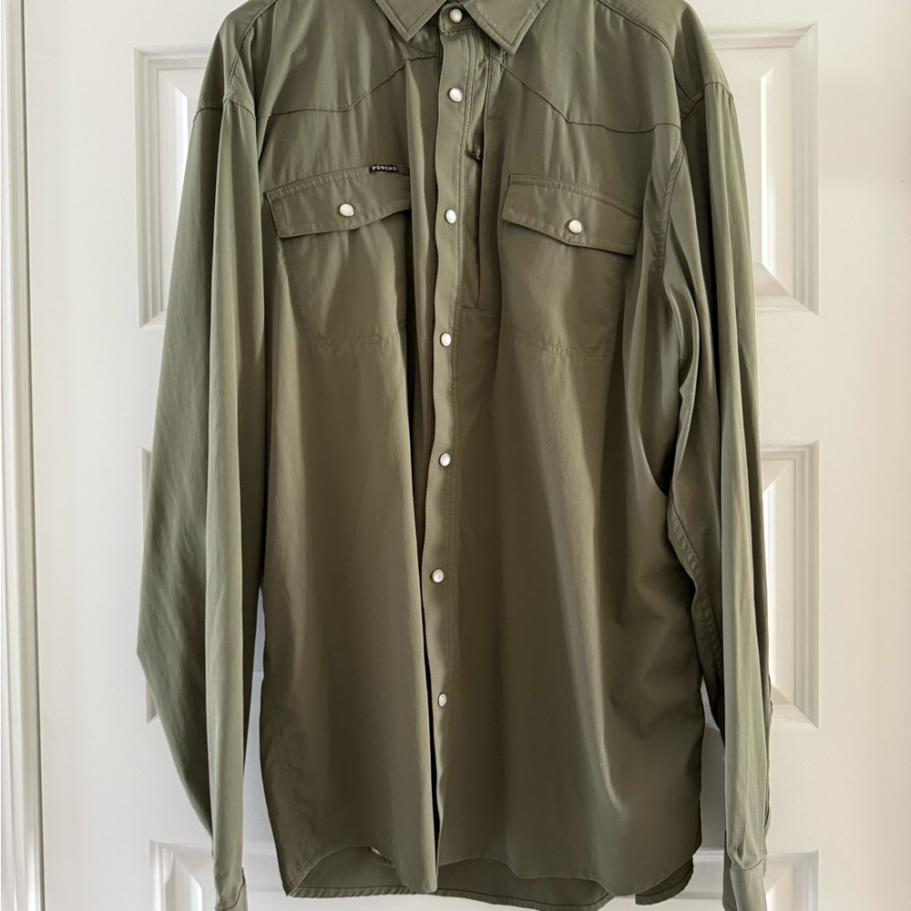 Poncho Olive Green Pearl Snap Button-Up Long Sleeve